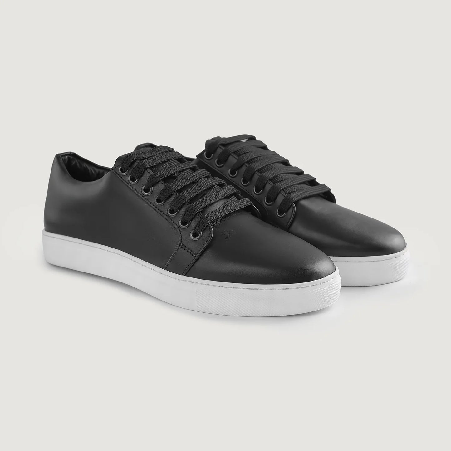 Murphy Low Top Black Leather Sneakers